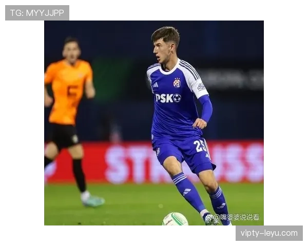 科雷亚展现绝妙技巧,持续提升状态备受球迷期待 科雷亚展现绝妙技巧,持续提升状态备受球迷期待