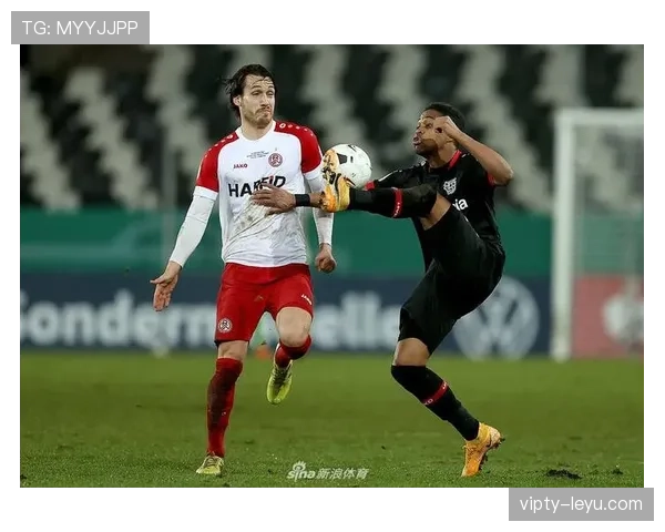 英超埃森·皮诺克