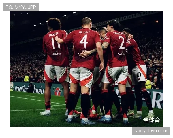 曼联快撑不住了:豪门光环褪去,问题彻底藏不住 曼联快撑不住了:豪门光环褪去,问题彻底藏不住