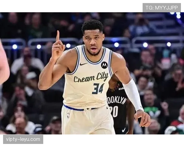 家里没个花园就养不上5辆豪车，阿德托昆博的日常真是让人服气