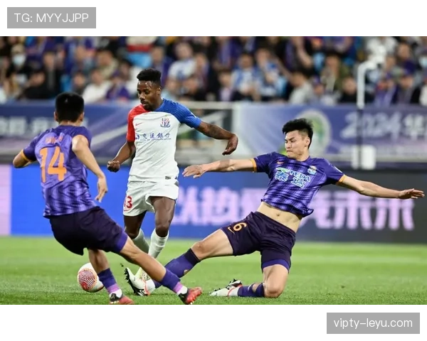 申花进攻禁区表现乏力，当前阶段终结能力问题逐步体现，对赛季走势形成制约